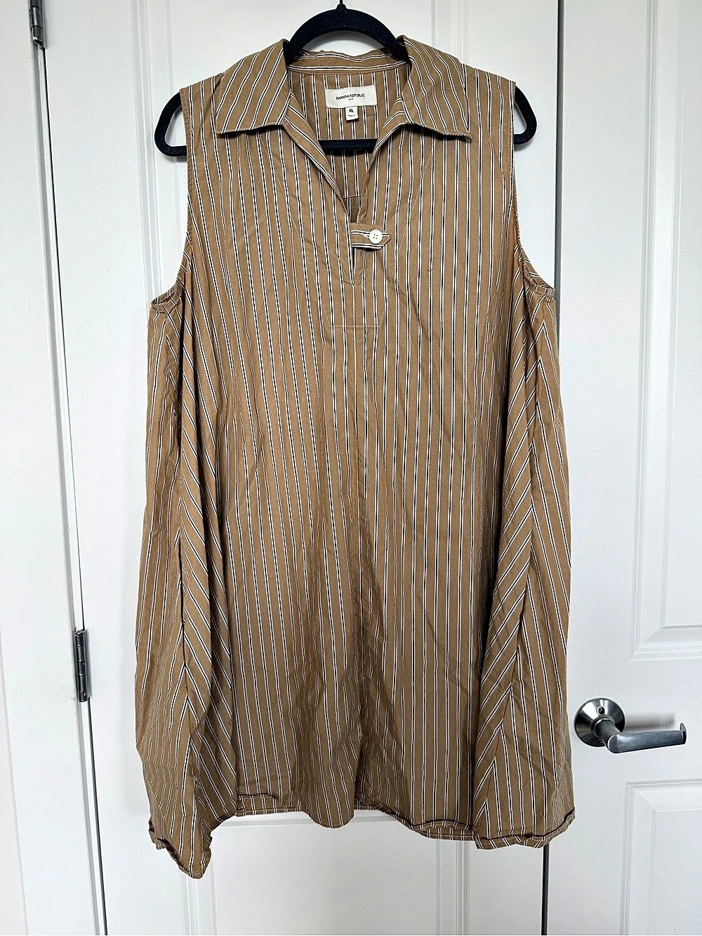Banana Republic Striped Sleeveless Button Down Dress in Brown & White